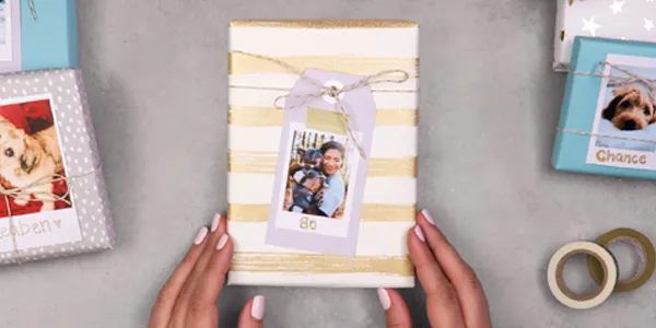 Spersonalizowana etykieta prezentowa ze zdjęciem.