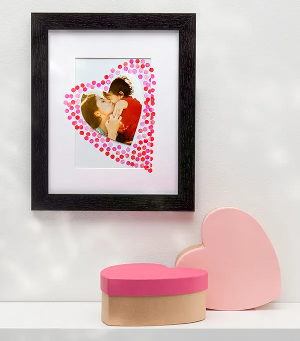 Otocz ich całą swoją miłością!